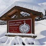 Le Chamois D'or Hotell